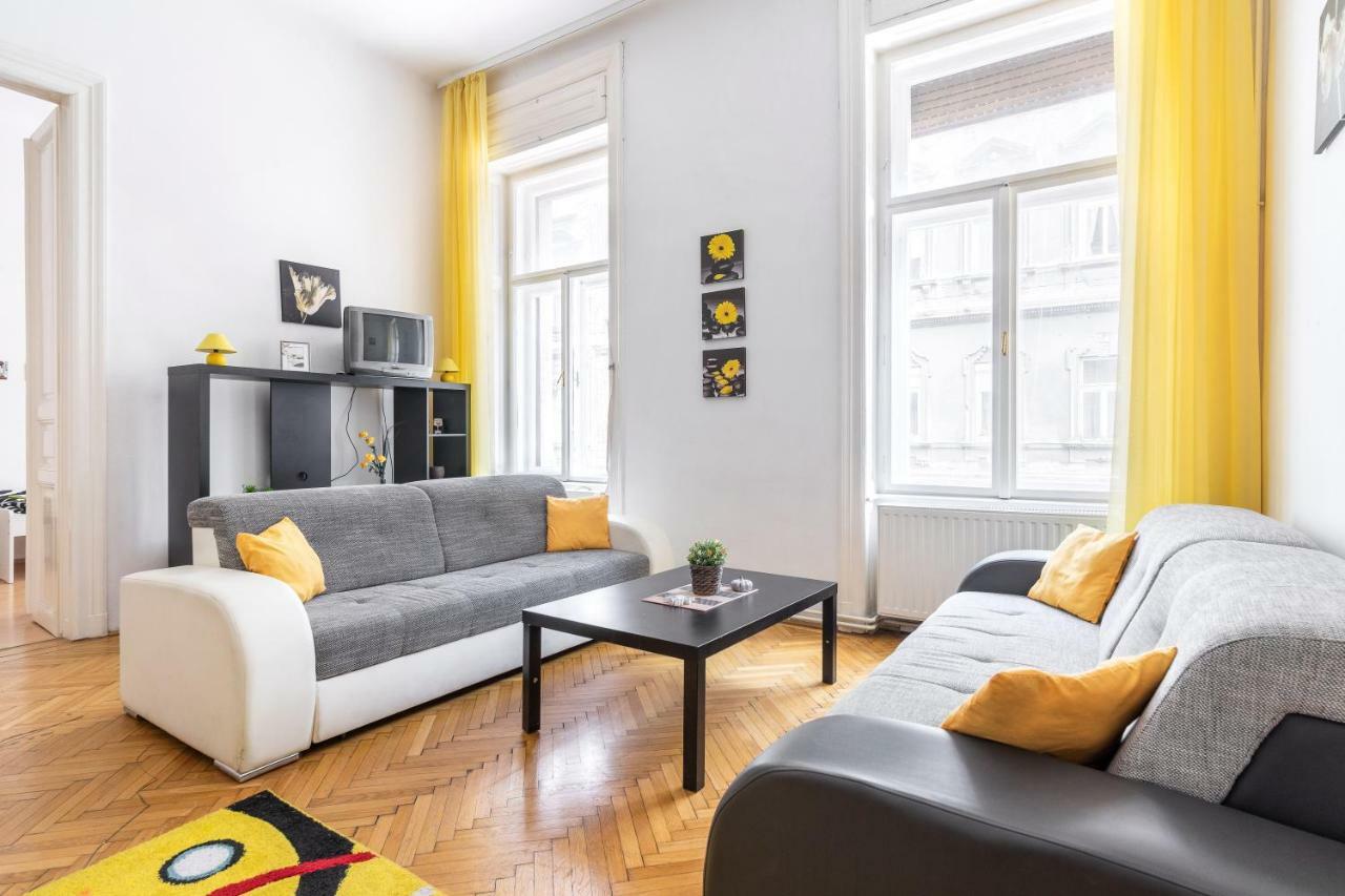 Izabella Home 2 Budapest Exterior photo